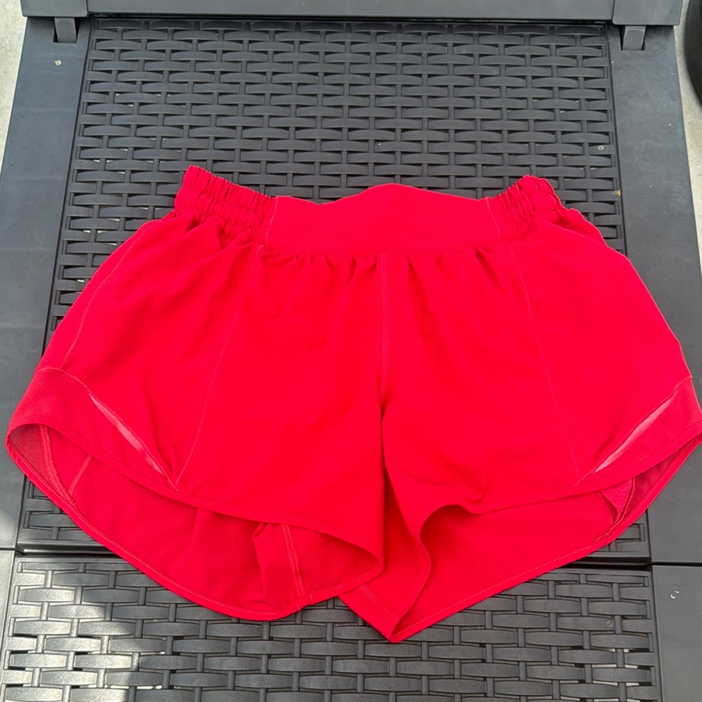 Lululemon Red Athletic Hotty Hot Shorts High Rise lined 2.5 inch